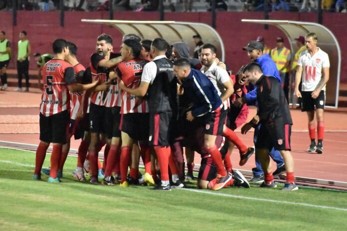 Dep. Taddey finalista